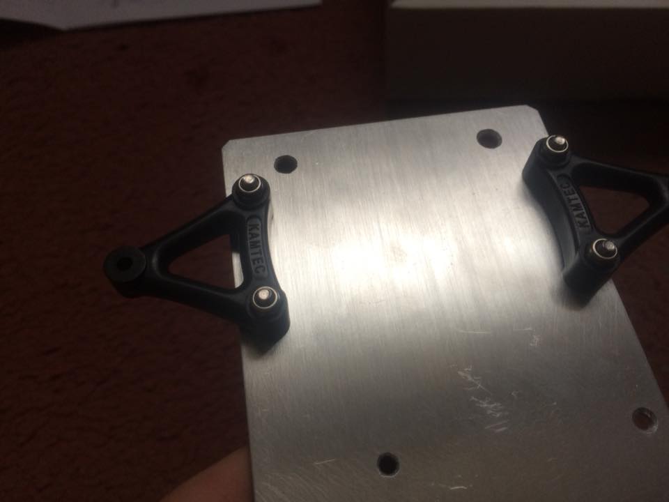 lower arms locking bolts