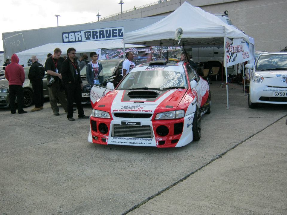 166957_2412288270383_1902646834_n