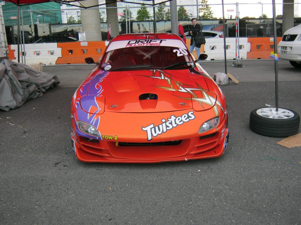 297076_2412404033277_2095000180_n