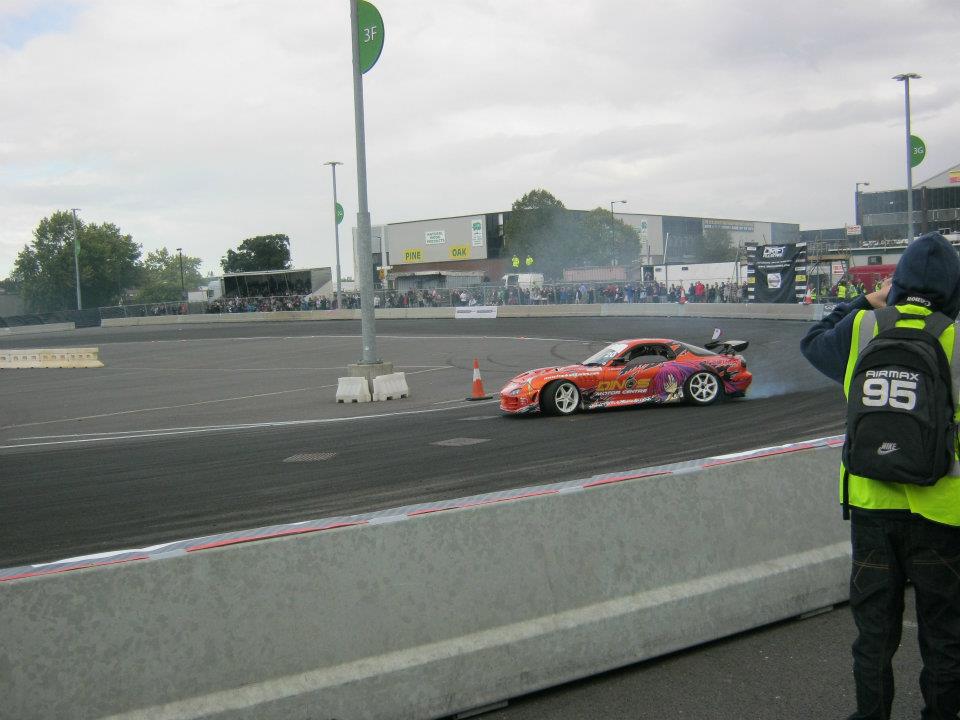 297660_2412312110979_1895402450_n