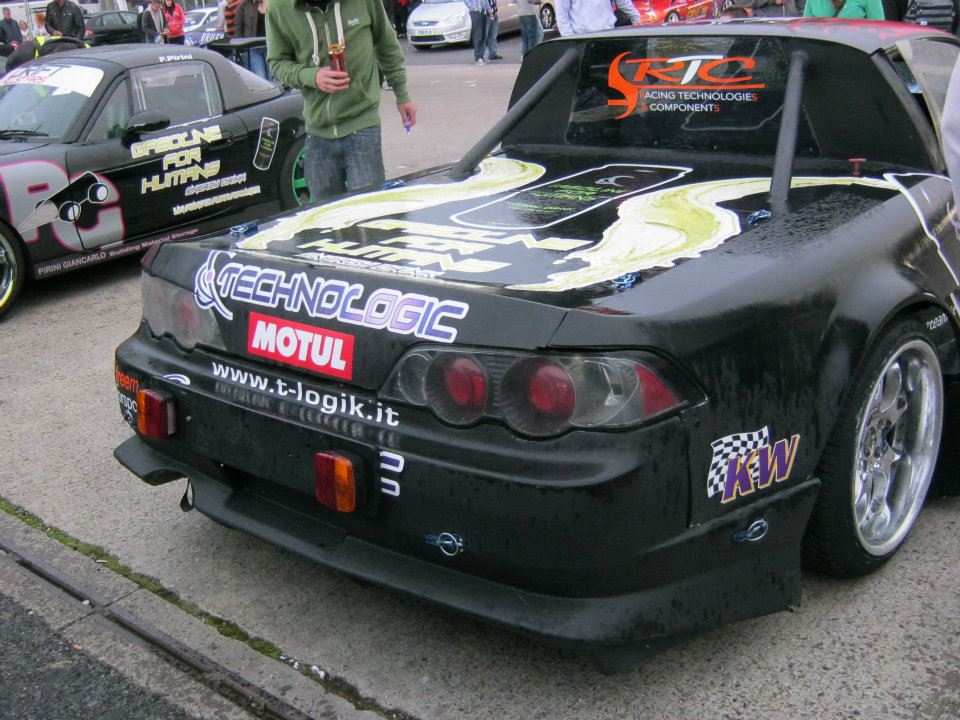 298553_2412406233332_1843684566_n