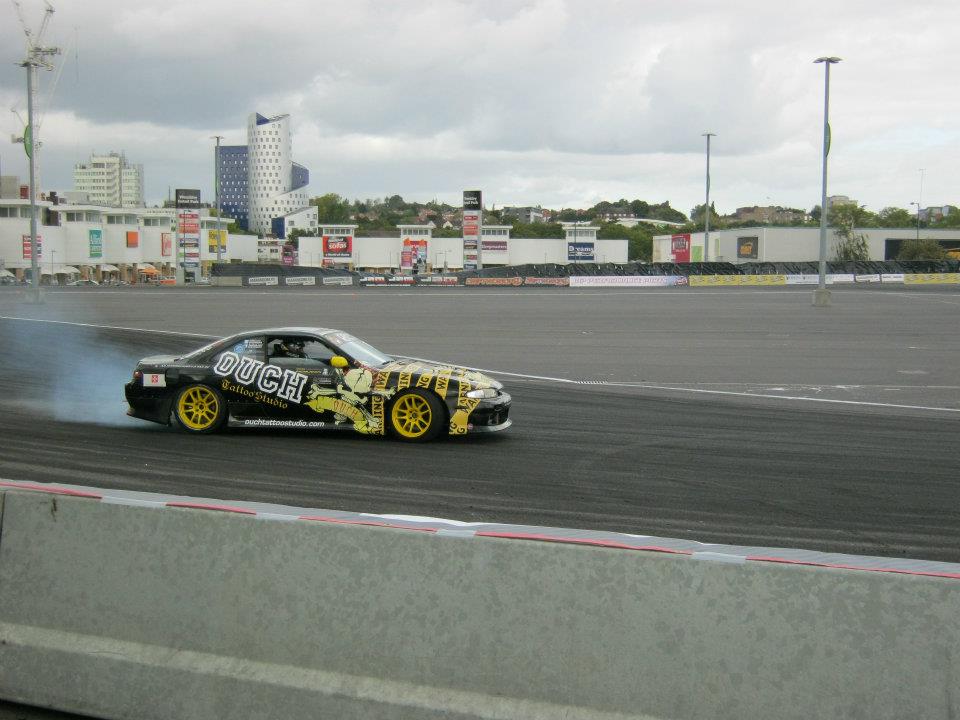 299338_2412296110579_1179839648_n