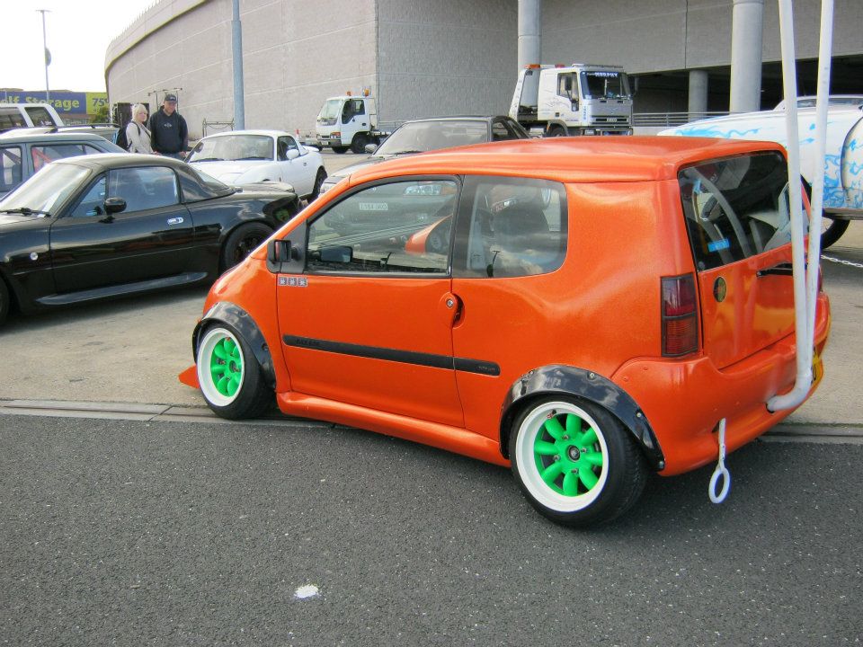 309329_2412287590366_531353145_n