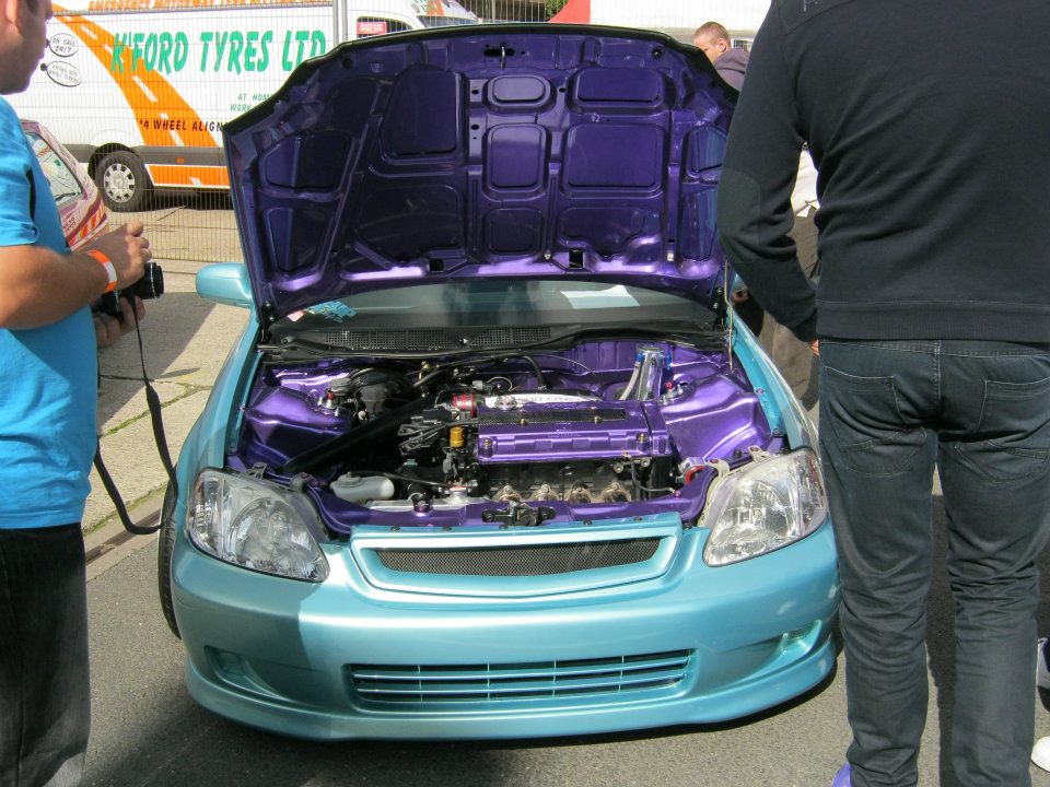 312872_2412294750545_1970831049_n