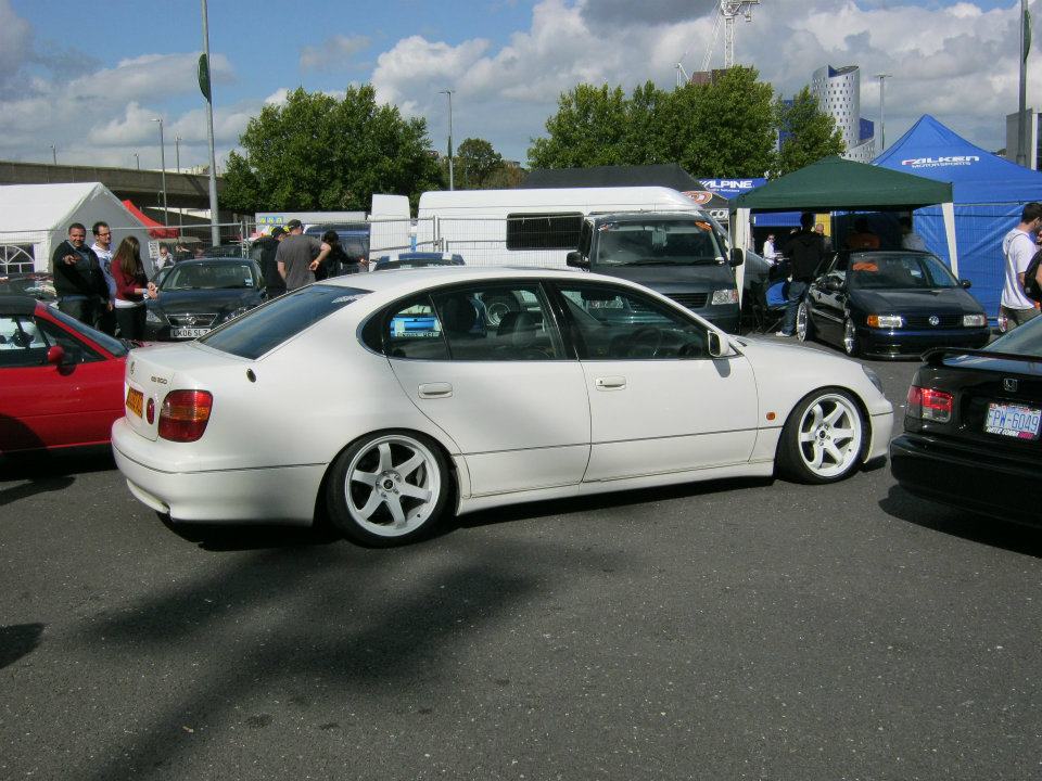 321360_2412294190531_1931099799_n